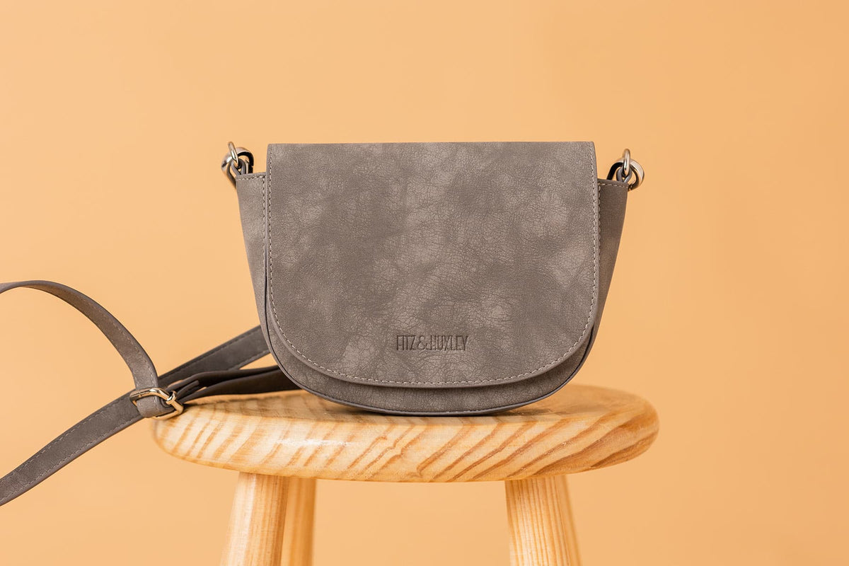 FLORES halfmoon 'gray'